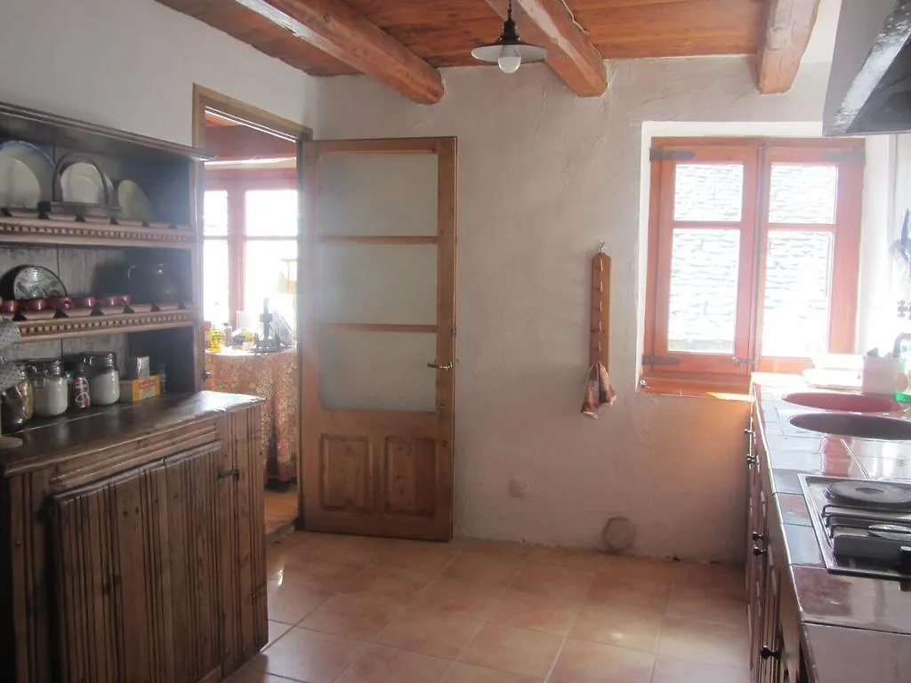 Casa rural Ca la Roia Hostal Estación España